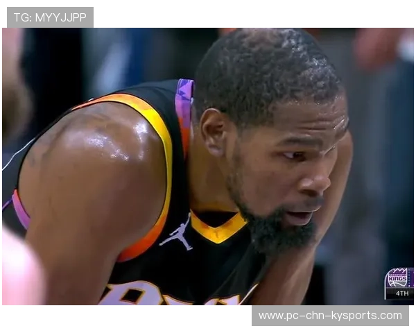 福克斯切入造犯规并罚中，国王展现斗志